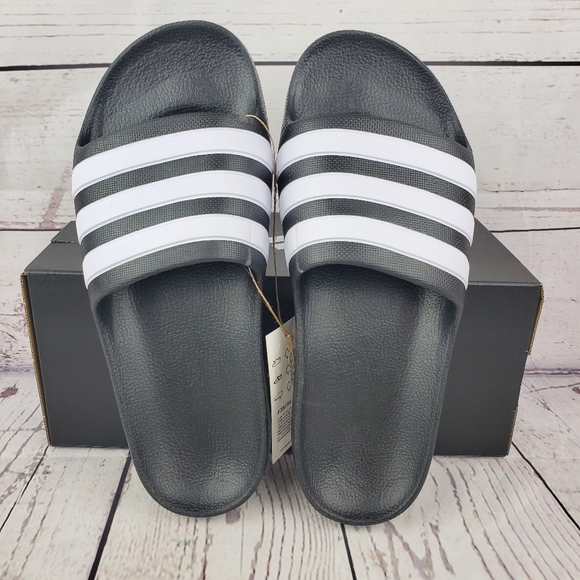 New Adidas Adilette Aqua Black Slides - Picture 7 of 10